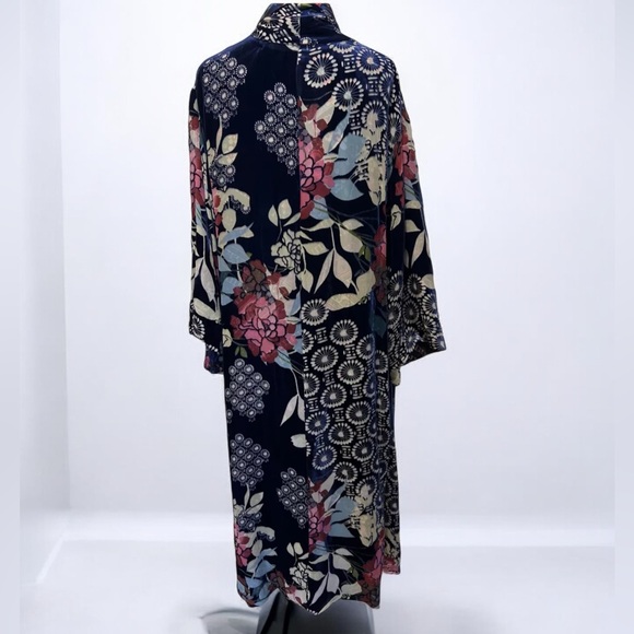 Johnny Was velvet SIERRA BURNOUT HEART KIMONO NWT RARE - Picture 4 of 16